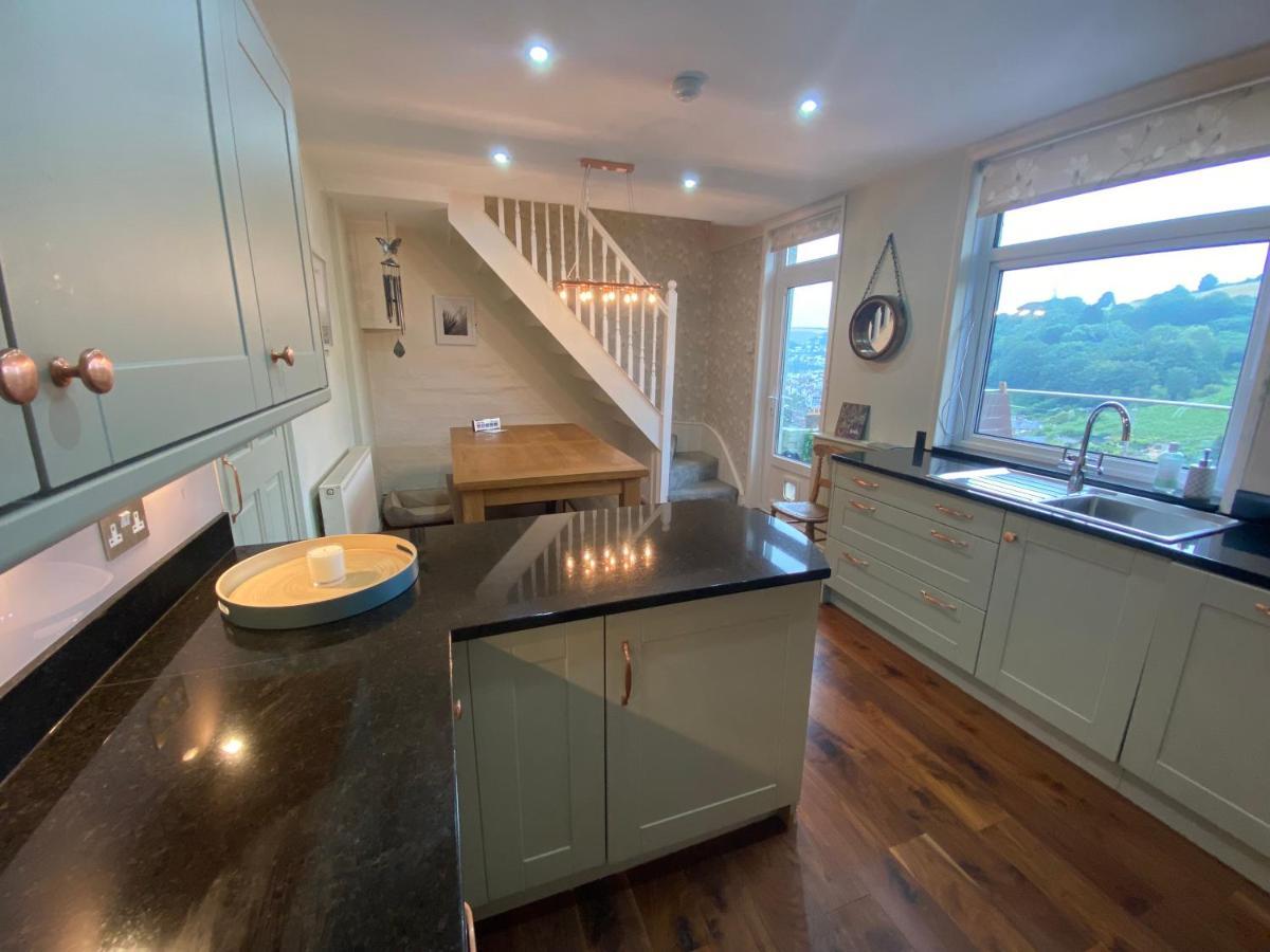 Beautiful 5 Bedroom, Amazing Water & Valley Views Dartmouth Exterior foto